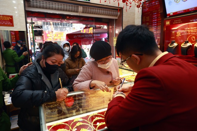 Phân tích giá vàng ngày 19/11/2025